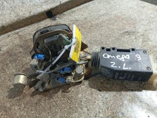 замок двери задней левой Opel Omega B [рестайлинг] (1999 - 2003), седан