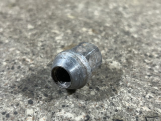 гайка колесная Hyundai Accent 4 поколение (RB) (2010 - 2017), седан