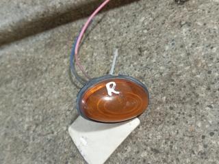 повторитель поворота на крыле Chrysler Voyager 4 поколение (2001 - 2004)