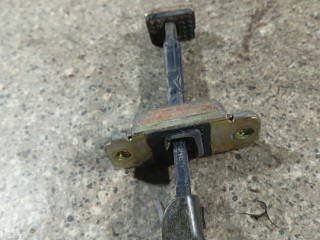 ограничитель открывания двери Hyundai Matrix 1 поколение (2001 - 2005)