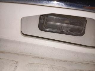 подсветка номера Toyota Verso 1 поколение [рестайлинг] (2012 - 2015)