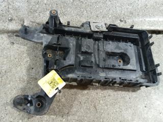 полка аккумулятора Volkswagen Tiguan 1 поколение (2007 - 2011), 2.0 л., TDi, 1K0915333H
