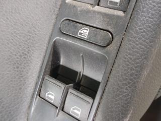 блок управления стеклоподъемниками Volkswagen Tiguan 1 поколение (2007 - 2011)