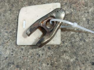 крепление форсунки Renault Scenic 1 поколение [рестайлинг] (1999 - 2003), 1.9 л., DCi, F9Q 732, дизель, 5МКПП