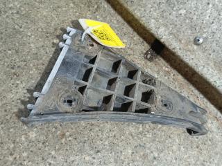 Крепление бампера переднего Audi A4 B5 (1994 - 1999), 8D0807283