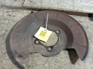 защитный кожух тормозного механизма Toyota Auris 1 поколение (2006 - 2009)