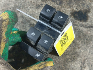 блок управления стеклоподъемниками Chevrolet Cruze 1 поколение (2009 - 2012)