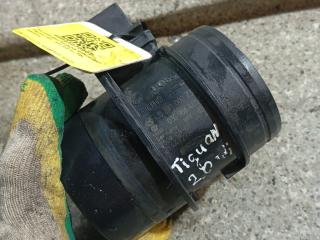расходомер воздуха Volkswagen Tiguan 1 поколение (2007 - 2011), 2.0 л., TDi, дизель, 0281002735, 03G906461C