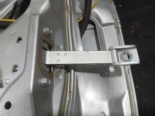 ограничитель открывания двери Mercedes-Benz C-Класс W202/S202 (1993 - 1997)