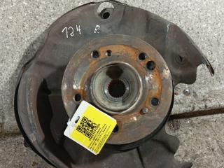 ступица задняя правая Mercedes-Benz E-Класс W124 [рестайлинг] (1987 - 1993), 2.3 л., бензин, задний привод
