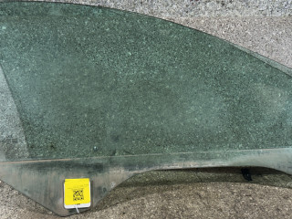 стекло двери передней правой Audi A6 4B/C5 (1997 - 2001)