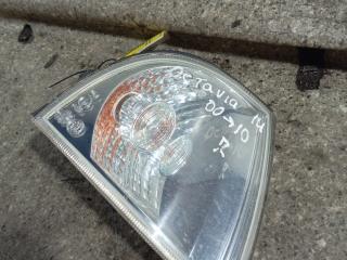 поворотник правый Skoda Octavia 1 поколение (A4) [рестайлинг] (2000 - 2010), 1U0953155D, 1U0953050S