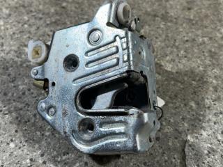 замок двери передней левой Mercedes-Benz 190 1 поколение (1982 - 1993)