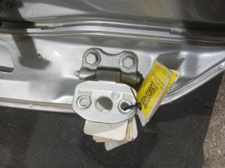 петля двери Mercedes-Benz C-Класс W202/S202 (1993 - 1997)