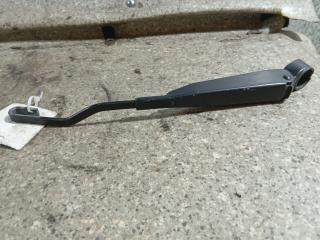 щеткодержатель задний Chrysler Voyager 4 поколение (2001 - 2004)