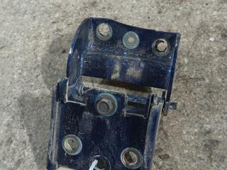 петля крышки багажника Chrysler Voyager 4 поколение (2001 - 2004)