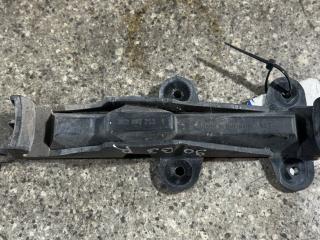 Крепление бампера переднего Audi 90 89/B3 1990, 893807253