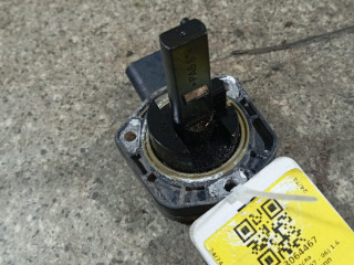 датчик уровня масла Volkswagen Golf 4 поколение (1997 - 2006), 1.6 л., i, BCB, бензин, 5МКПП, 1J0907680C