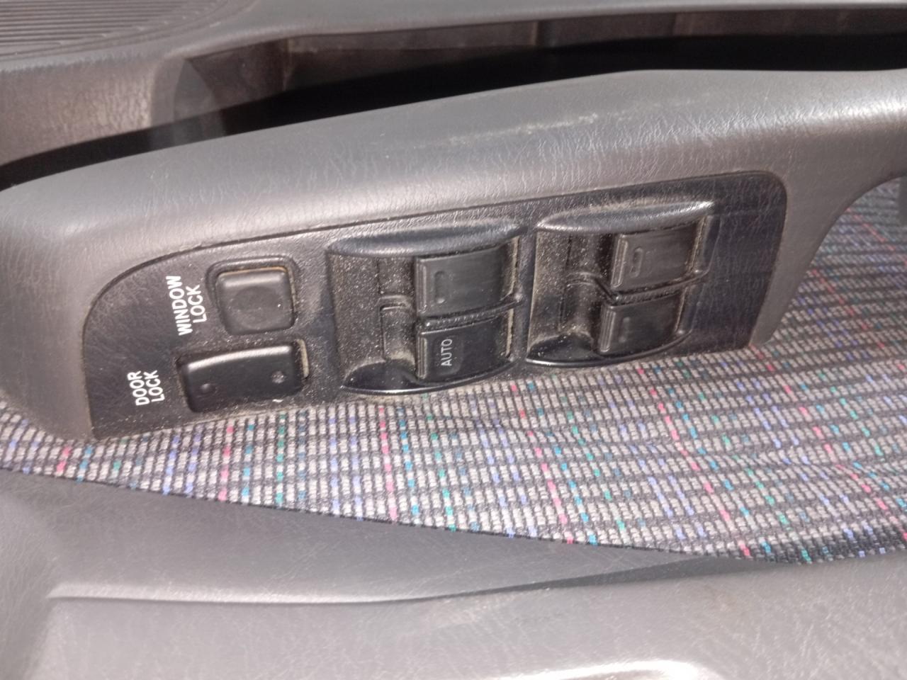 блок управления стеклоподъемниками Toyota Carina E 1 поколение (1992 - 1998) - фото №1