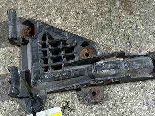 Крепление бампера переднего Audi 80 8C/B4 (1991 - 1996), 8A0807283