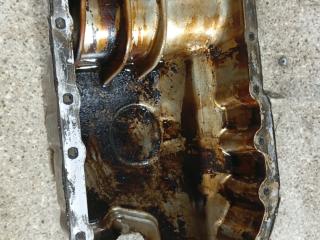 масляный поддон Volkswagen Golf 4 поколение (1997 - 2006), 1.4 л., i, APE, бензин, 5МКПП