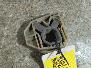 кронштейн радиатора Volkswagen Tiguan 1 поколение (2007 - 2011), 2.0 л., TDi