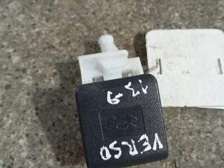 ручка открывания капота Toyota Verso 1 поколение [рестайлинг] (2012 - 2015), 53631-05020