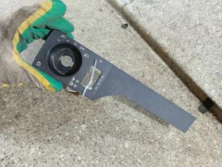 накладка на торпедо (консоль) Mercedes-Benz E-Класс W124 [рестайлинг] (1987 - 1993)