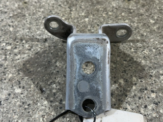 петля двери Toyota Yaris XP9 (2005 - 2009), хетчбэк 5 дв.