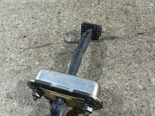 ограничитель открывания двери Kia Ceed 1 поколение (2007 - 2010), хетчбэк 5 дв.