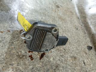 датчик уровня масла Volkswagen Golf 4 поколение (1997 - 2006), 1.4 л., i, APE, бензин, 5МКПП, 1J0907660B