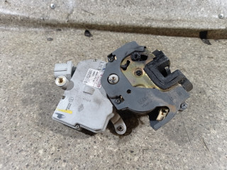 замок двери задней левой Nissan Maxima A33 (2000 - 2005)