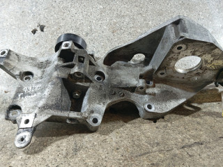 кронштейн ТНВД Volkswagen Tiguan 1 поколение (2007 - 2011), 2.0 л., TDi, CBAB, дизель, АКПП, 03L903143D