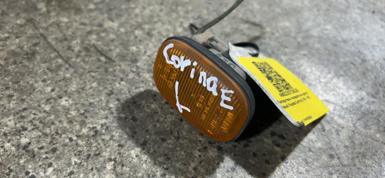 повторитель поворота на крыле левый Toyota Carina E 1 поколение (1992 - 1998) - фото №1