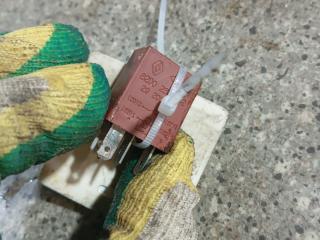 реле (прочие) Dacia Sandero 1 поколение (2008 - 2012), 1.4 л., i, K7J 710, бензин, 5МКПП, 8200263342, 29200041