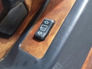 кнопка стеклоподъемника двери задней правой Mercedes-Benz S-Класс W140 [2-й рестайлинг] (1996 - 1998)