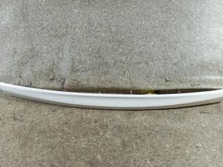 накладка подсветки номера Toyota Yaris XP130 [рестайлинг] (2014 - 2017), хетчбэк 5 дв.