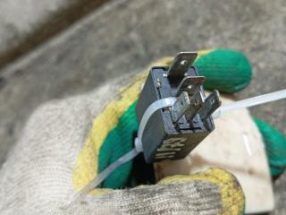 реле (прочие) Renault Scenic RX4 1 поколение (1996 - 1999), 1.9 л., F9Q 748, дизель, МКПП, полный привод, 7700414484