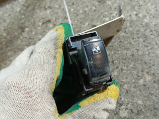 кнопка стеклоподъемника двери Chevrolet Nubira 1 поколение (2003 - 2010), универсал