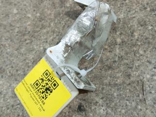 петля двери Volkswagen Tiguan 1 поколение (2007 - 2011)