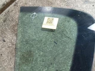 стекло двери задней левой Volkswagen Passat B6 (2005 - 2010), седан