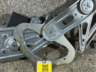 стеклоподъемник задний правый Renault Scenic 3 поколение 2011