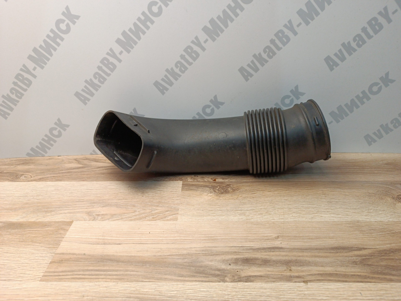 воздуховод BMW X4 M F98 2021, 3.0 л., s58b30a, бензин, АКПП, donington-grau metallic (c28), внедорожник 5 дв., 13718053371, 8053371 - фото №1