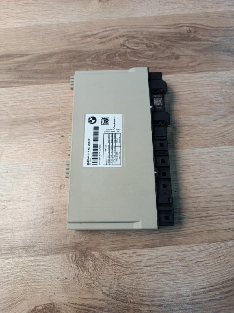 блок управления сиденьем BMW X5 G05 2019, 3.0 л., B58B30C, бензин, АКПП, a96, внедорожник 5 дв., полный привод, 61359877268, 9877268 - фото №1