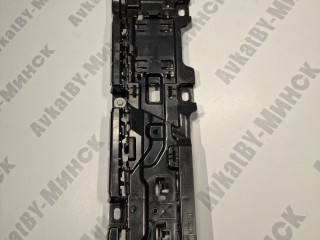Кронштейн крепления порога BMW 5 серия G60/G61 2024, 2.0 л., b48b20s, бензин, АКПП, с4а, седан, полный привод, 51775A1C2C3, 5A1C2C3