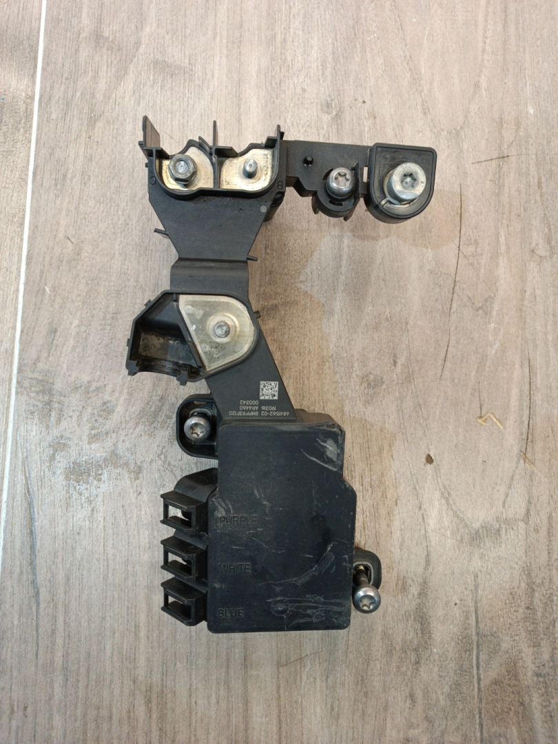 распределитель тока BMW X5 G05 2019, 3.0 л., B58B30C, бензин, АКПП, a96, внедорожник 5 дв., полный привод, 61146841562, 6841562 - фото №1