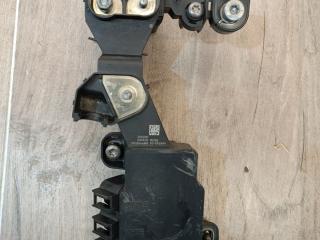 распределитель тока BMW X5 G05 2019, 3.0 л., B58B30C, бензин, АКПП, a96, внедорожник 5 дв., полный привод, 61146841562, 6841562