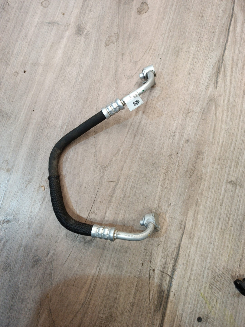 трубка кондиционера BMW X5 G05 2019, 3.0 л., B58B30C, бензин, АКПП, a96, внедорожник 5 дв., полный привод, 9354586, 64539354586 - фото №1