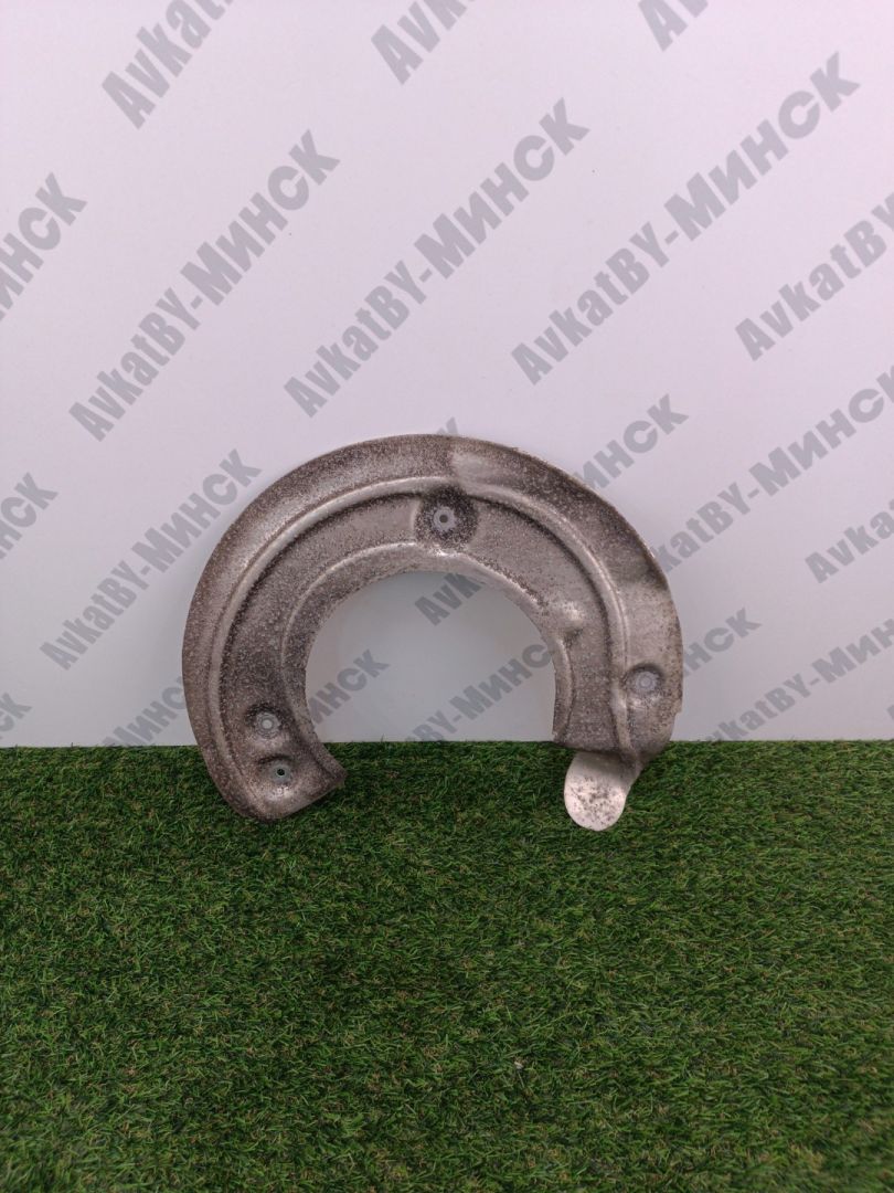 защитный кожух тормозного механизма BMW X7 G07 2019, 3.0 л., B58B30C, бензин, АКПП, a96, внедорожник 5 дв., полный привод, 34106871904, 6871904 - фото №1