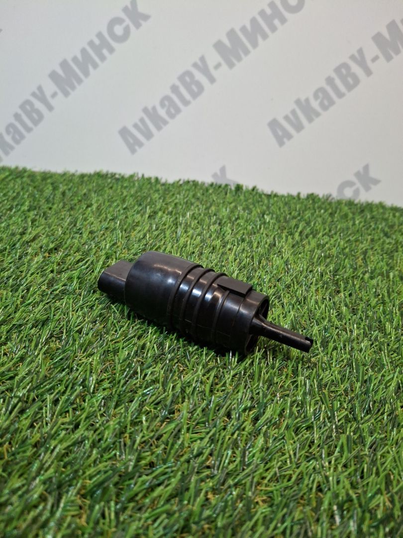 насос (моторчик) омывателя стекла BMW X7 G07 2021, 4.4 л., N63B44D, бензин, АКПП, c27 arktis-grau brillanteffekt, внедорожник 5 дв., полный привод, 67127310147, 7310147 - фото №1